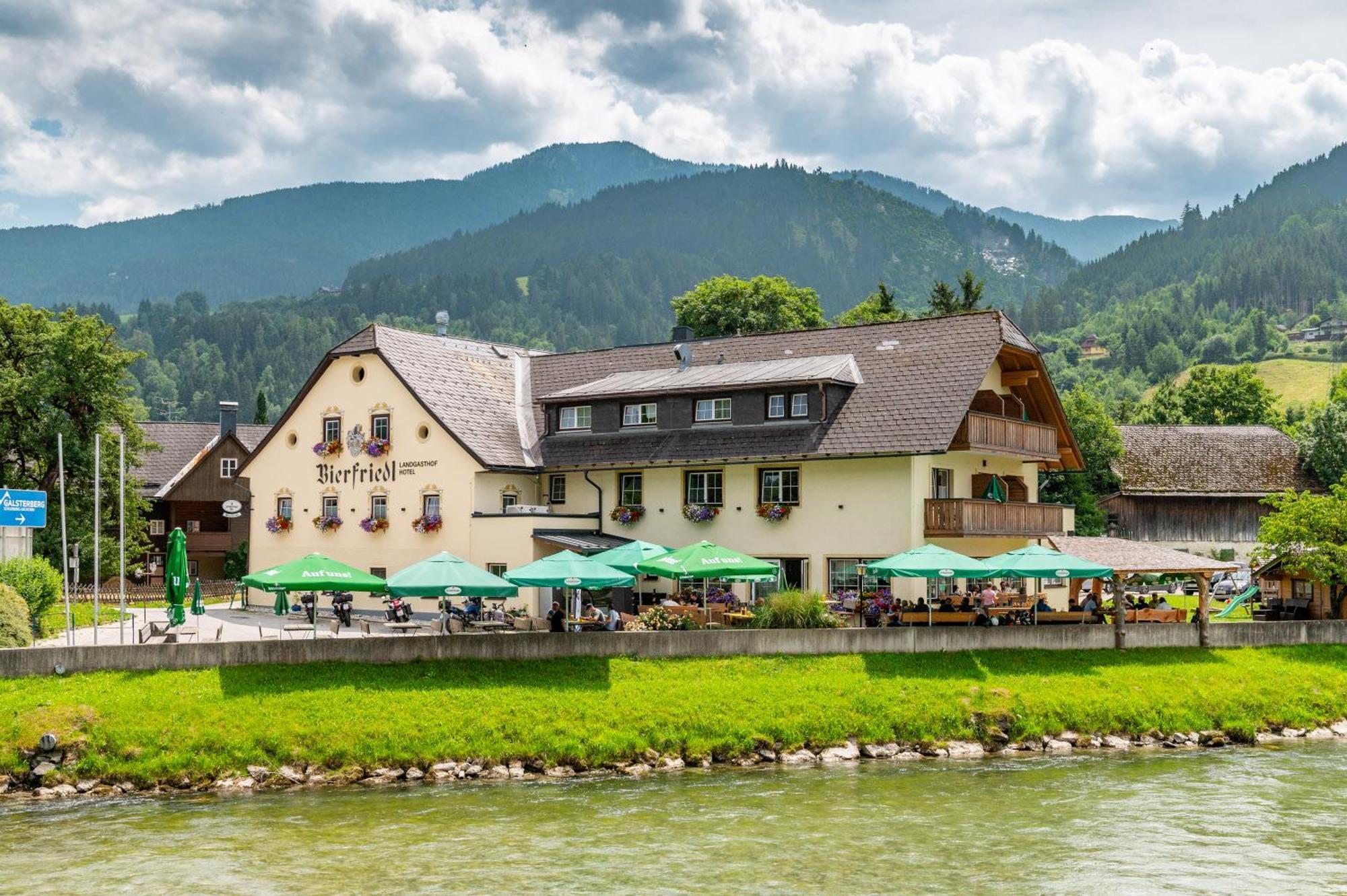 Landgasthof Bierfriedl Hotel Pruggern Bagian luar foto